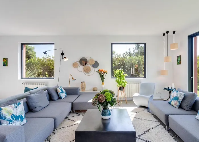Garden Seaside By Cadenzalux Villa Cascais