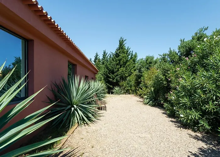 Garden Seaside By Cadenzalux Villa