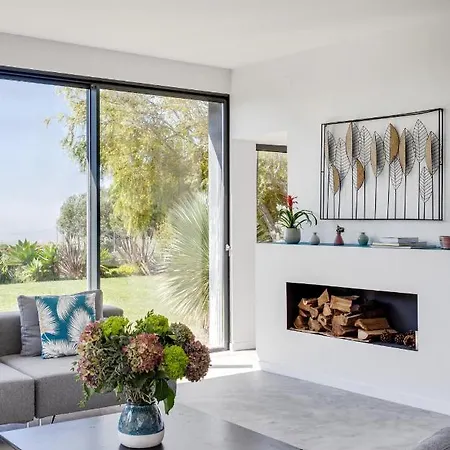 Garden Seaside By Cadenzalux Cascais