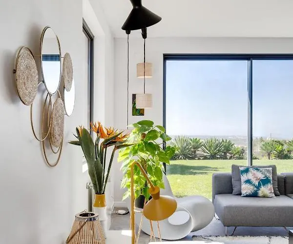 ヴィラ Garden Seaside By Cadenzalux