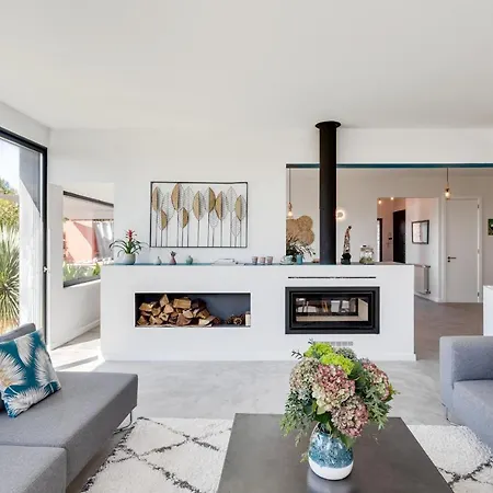 Garden Seaside By Cadenzalux Willa